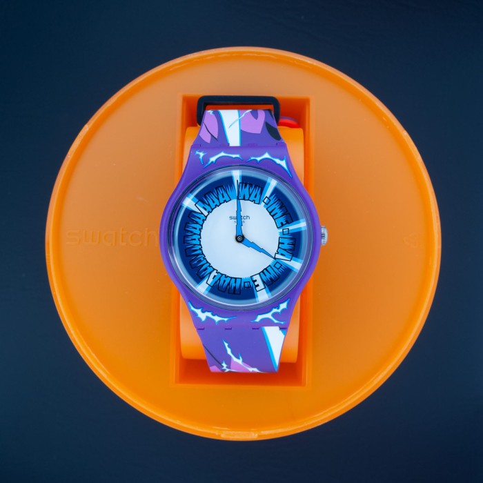 Swatch - Box of 8 Dragon Ball Z watches in Limited Edition