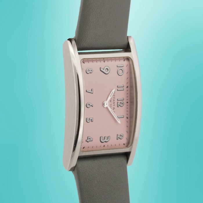 Tiffany & Co - East West Pink Quartz Circa 2020 Ref. 37093335 / 1N1560690