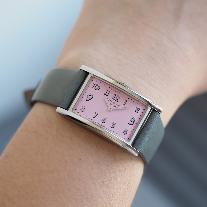 Tiffany & Co - East West Pink Quartz Circa 2020 Ref. 37093335 / 1N1560690
