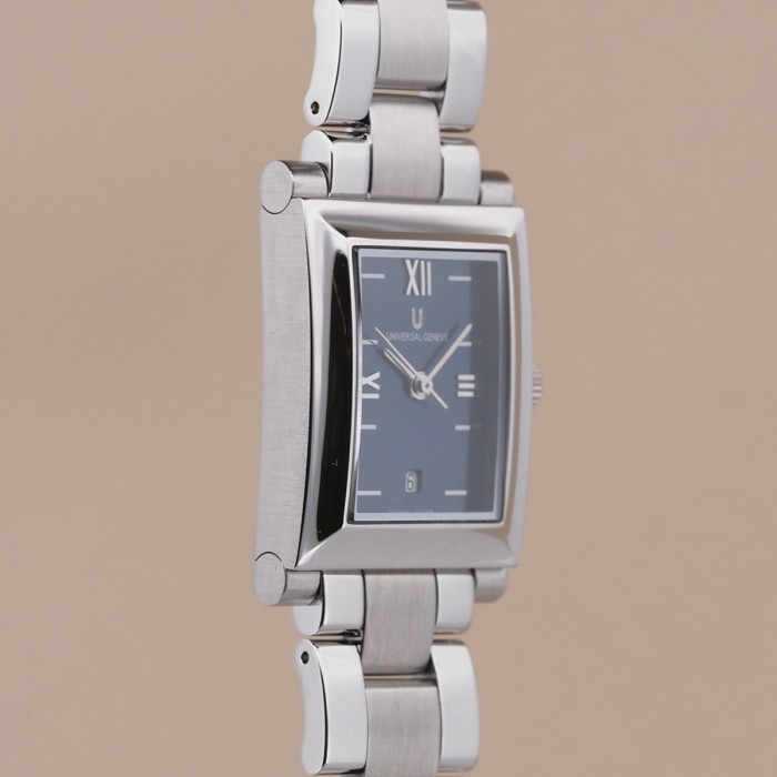 Universal Genève - Cintrée Curvex Circa 1990 Ref. 844.625