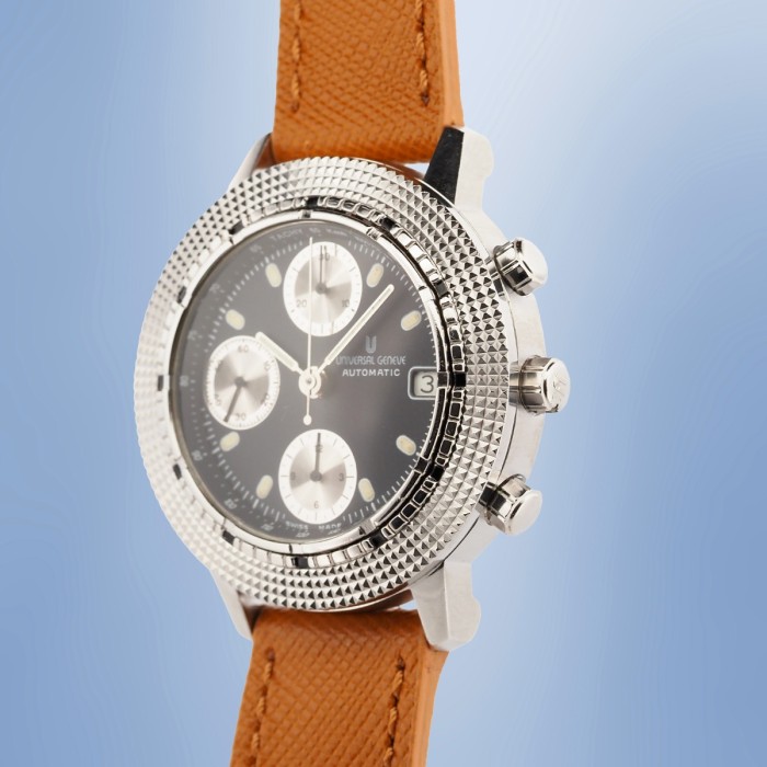 Universal Genève - Tri Compax Chronograph Automatic Circa 1990 Ref. 104.42.980