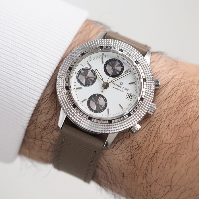 Universal Genève - Tri Compax Chronograph Automatic Circa 1990 Ref. 104.42.980