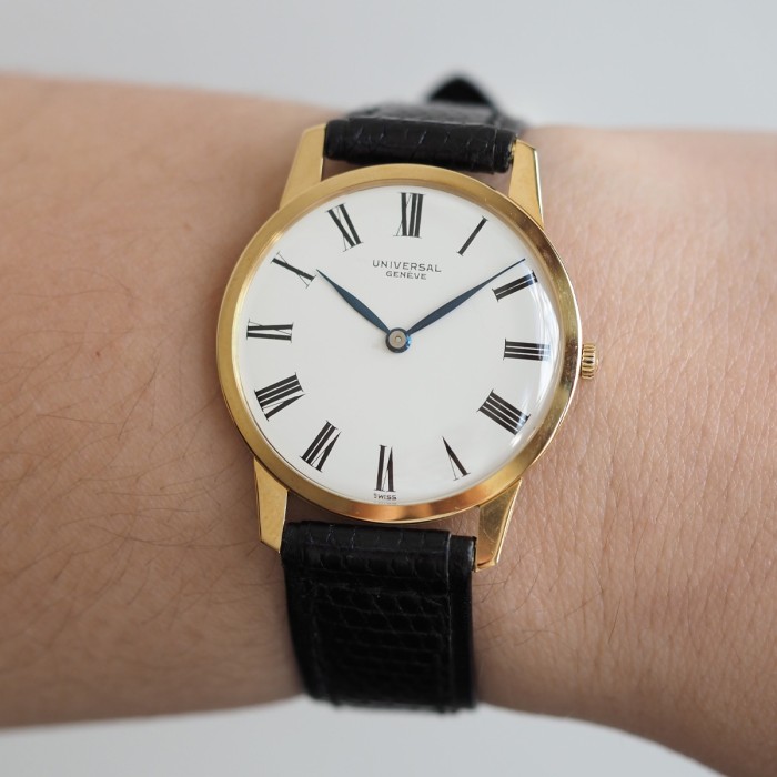 Universal Genève - Calatrava Vintage 18k Yellow Gold Circa 1964 Ref. 18229/4