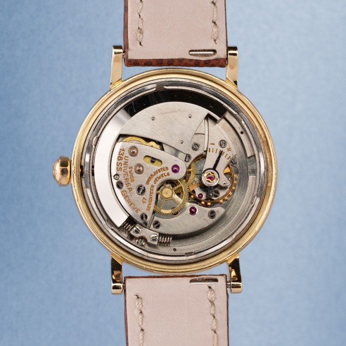 Universal Genève - Polerouter De Luxe Yellow Gold 18k Ref. B10234 1