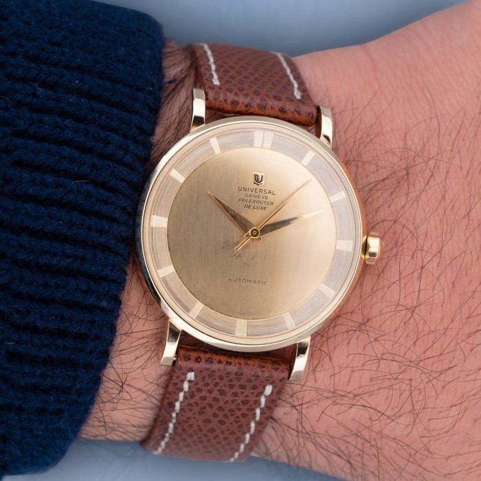 Universal Genève - Polerouter De Luxe Yellow Gold 18k Ref. B10234 1