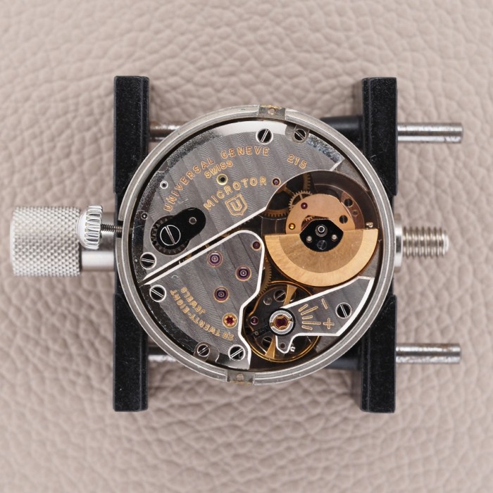Universal Genève - Polerouter Automatic Microtor Circa 1956 Ref. 20360-3