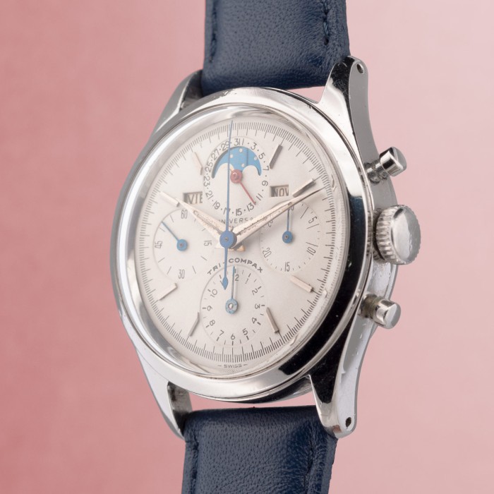 Universal Genève - Chronographe Tri-compax Ref. 22297