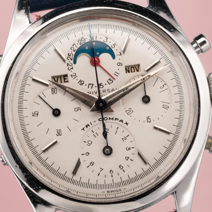 Universal Genève - Chronographe Tri-compax Ref. 22297