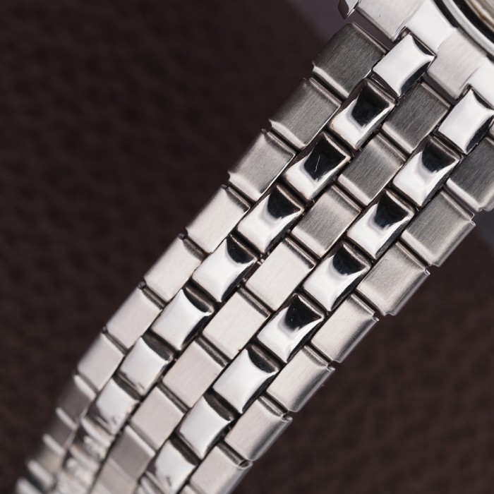 Universal Genève - Polerouter Date Automatic Microtor Vintage Gay Frères Bracelet Circa 1960 Ref. 204610-7