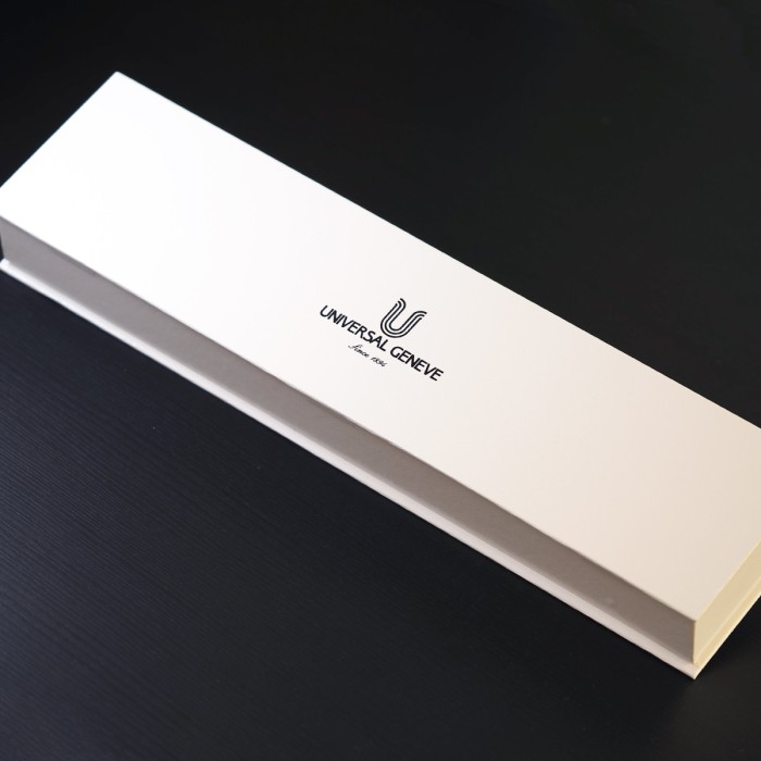 Universal Genève - Okeanos chronograph white dial Ref. 871.128