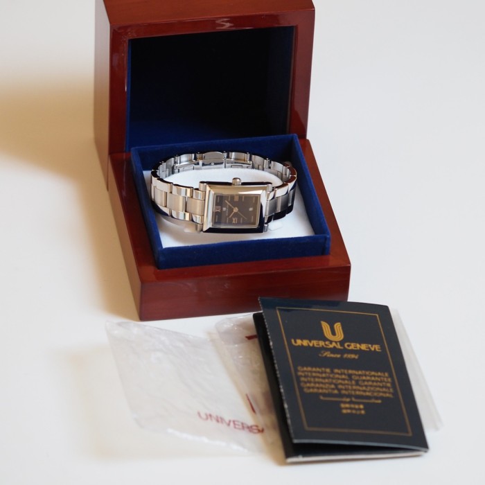 Universal Genève - Cintrée Curvex Circa 1990 Ref. 844.625