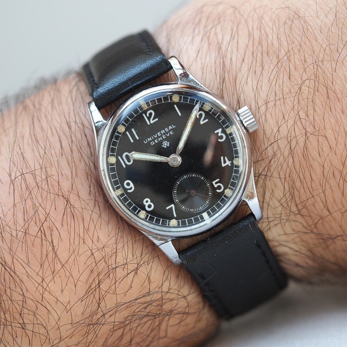 Universal Genève - "Wilhelmina" Dutch Military Vintage Circa 1941 Ref. 31250