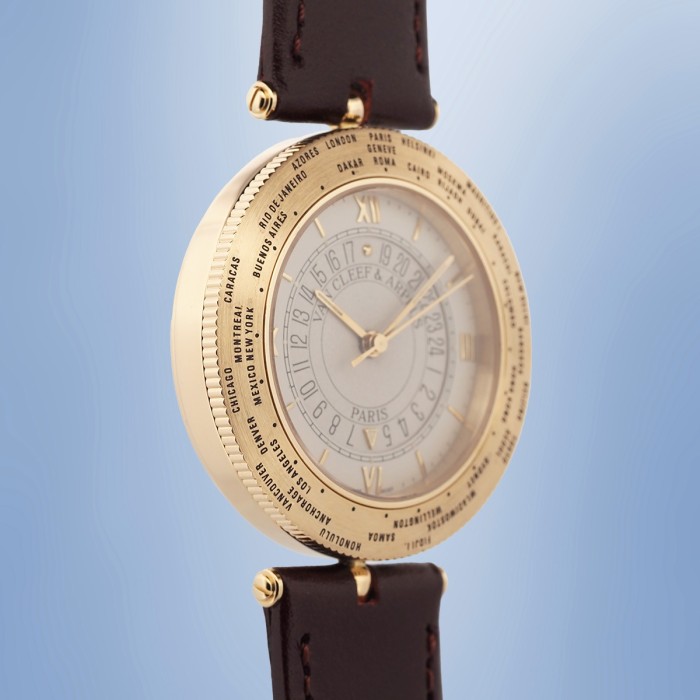 Van Cleef & Arpels - Traveler World Time Alarm Limited Edition: N.78 18k Yellow Gold Circa 1990 Cal. JLC 911 Ref. 44833
