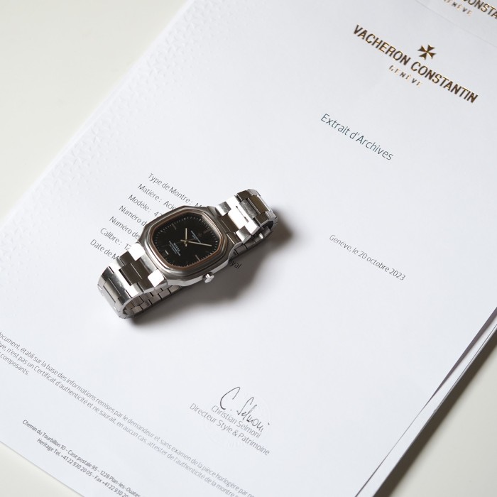 Vacheron Constantin - Vintage Chronomètre Royal from 1976 with Extract from the Archives Ref. 2215 42001/512