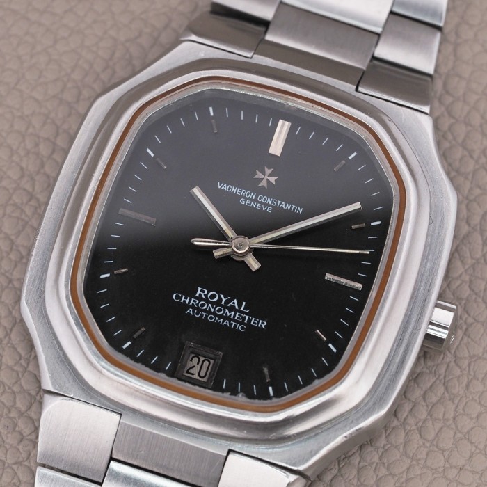 Vacheron Constantin - Vintage Chronomètre Royal from 1976 with Extract from the Archives Ref. 2215 42001/512