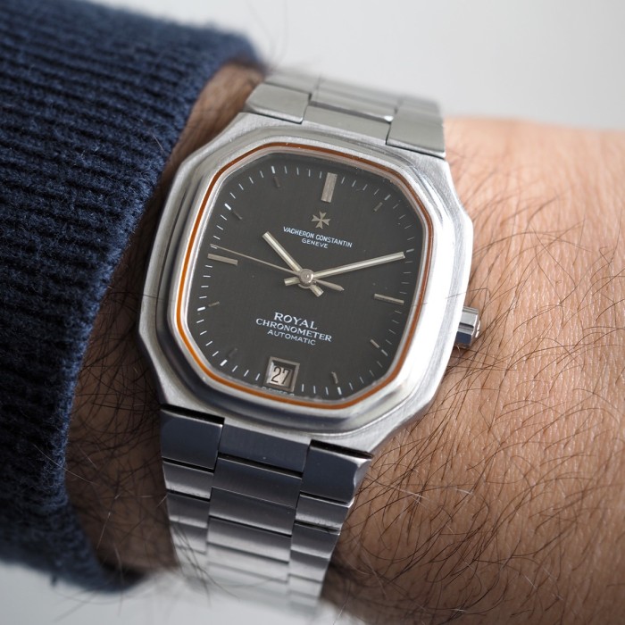 Vacheron Constantin - Vintage Chronomètre Royal from 1976 with Extract from the Archives Ref. 2215 42001/512