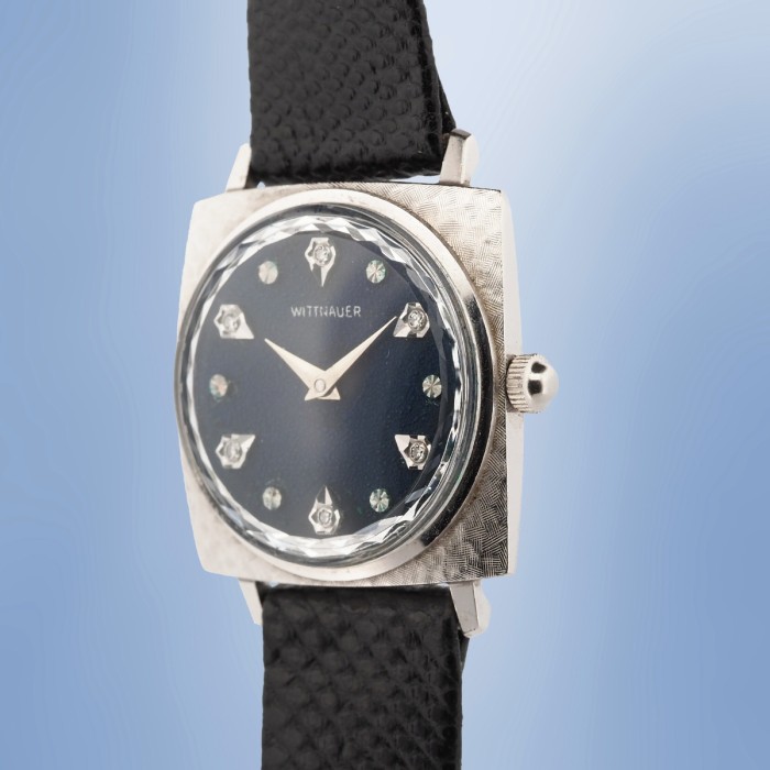 Wittnauer - Vintage Diamonds Square Mechanical