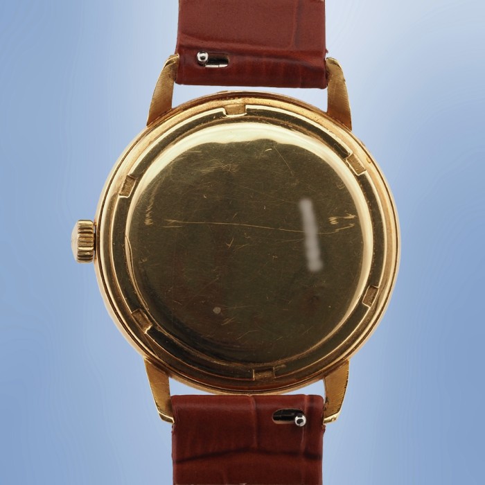Zenith - Classic Vintage 18k Yellow Gold Bumper Cal. 133.8 Circa 1955